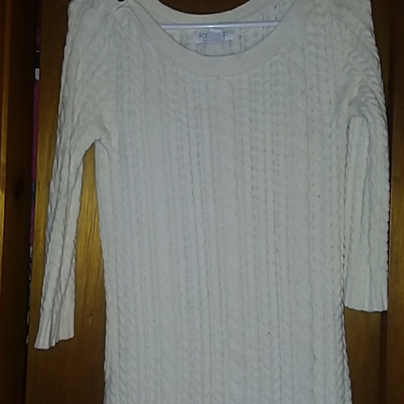 Sweater - Picture 3 of 4